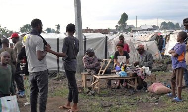 Hunger and cholera threaten displaced people in camps in East DRC