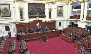 Peru lawmakers move up general elections to April 2024