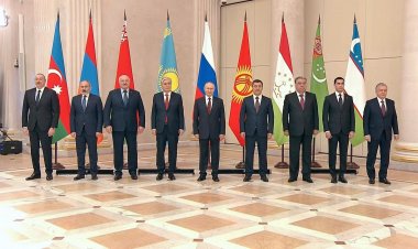Putin hosts informal meeting with “CIS” leaders