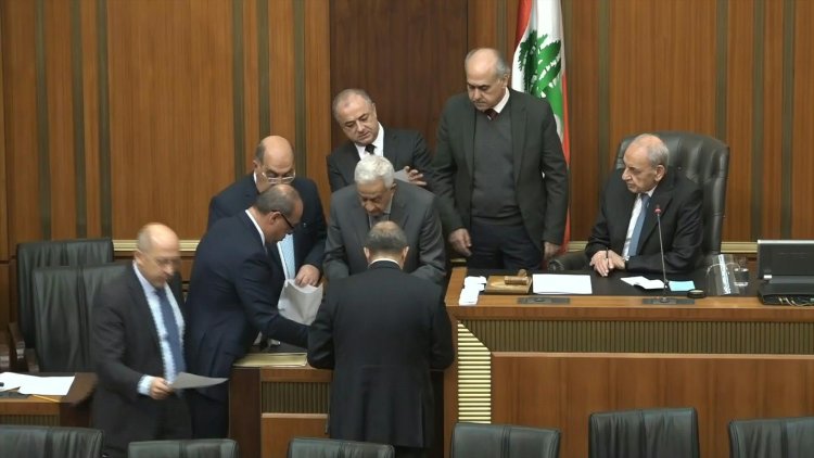 Lebanon MPs again fail to fill vacant presidency