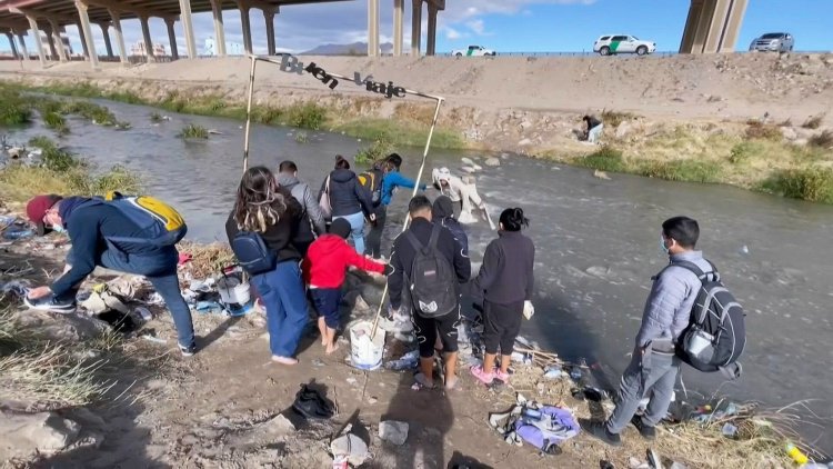 Migrants amass on Mexico-US border as health policy to expire