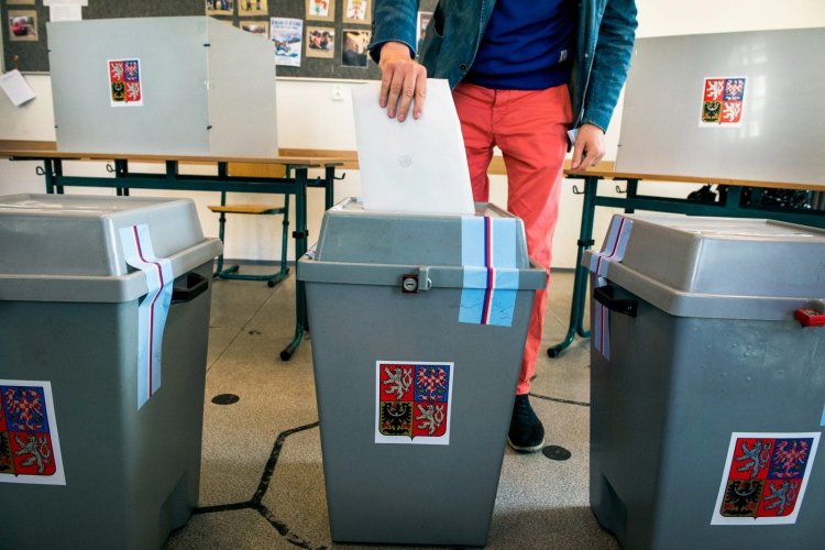 Czech voters hope for 'honest, fair, incorruptible' president