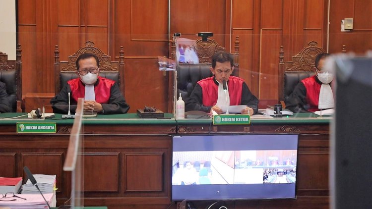 Five go on trial for negligence over Indonesia stadium disaster