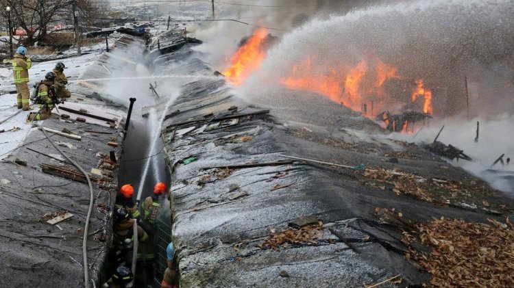 South Korea evacuates 500 people over Gangnam slum fire