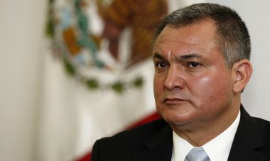 Architect of Mexico's drug war convicted in US of trafficking