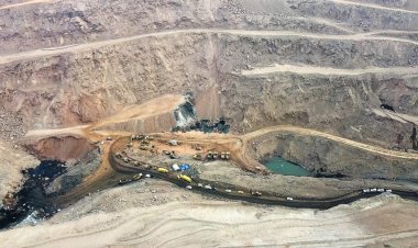 Death toll from China mine collapse rises to four, dozens still missing