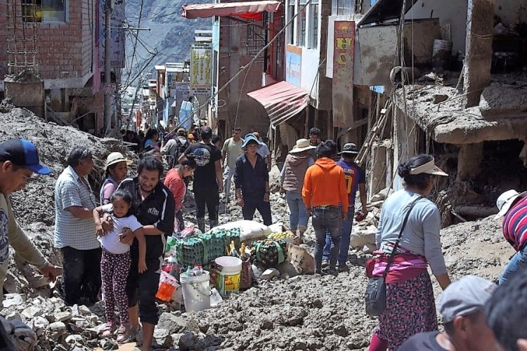 At least 15 dead in landslides in southern Peru