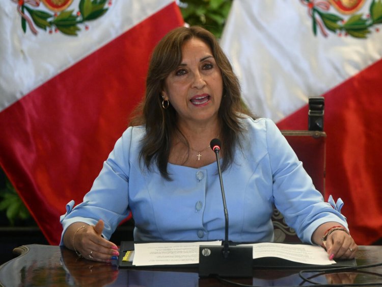 Peru's president calls for multi-party dialogue to end crisis
