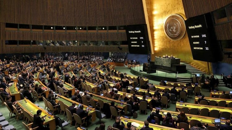 UN votes overwhelmingly to demand Russia withdraw from Ukraine