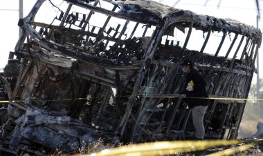 Deadly Bus-Trailer Collision in Sinaloa