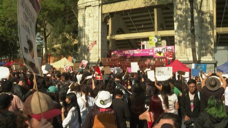 Bullfighting Returns to Mexico City