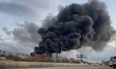 Israeli Air Strikes Hit Southern Lebanon