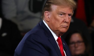 Trump Links Legal Woes