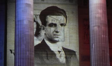 Armenian Poet Enters Pantheon