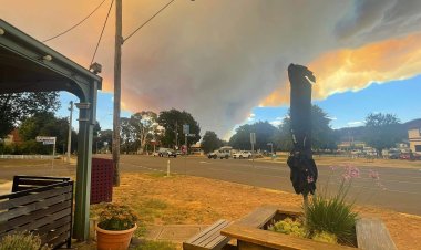 Australia Blaze Crisis
