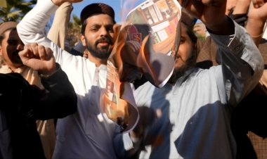 Pakistan Judges Defend Blasphemy Ruling