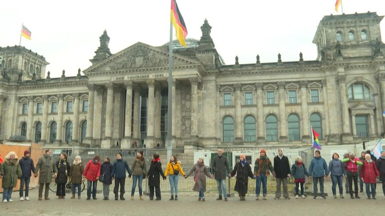 Support for AfD Holds Firm