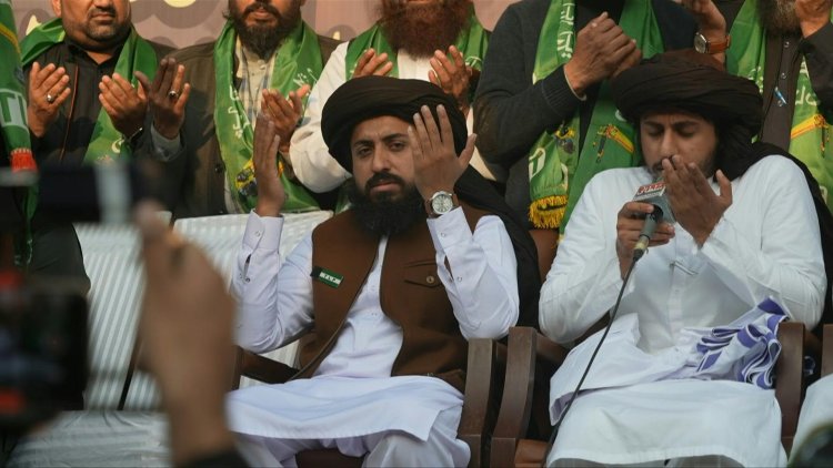 Ultra-Right Pakistan Party Vows Comeback