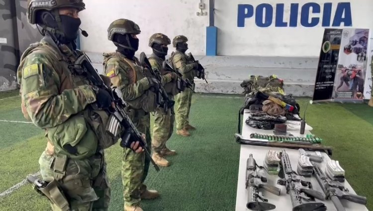 Ecuador Army Seizes Guerrilla Weapons