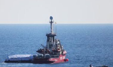 Gaza Aid Ship Unloads Cargo