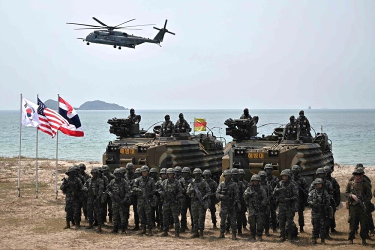 Marine Forces Storm Thailand Beach