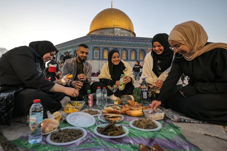 Ramadan Begins Amid Gaza War