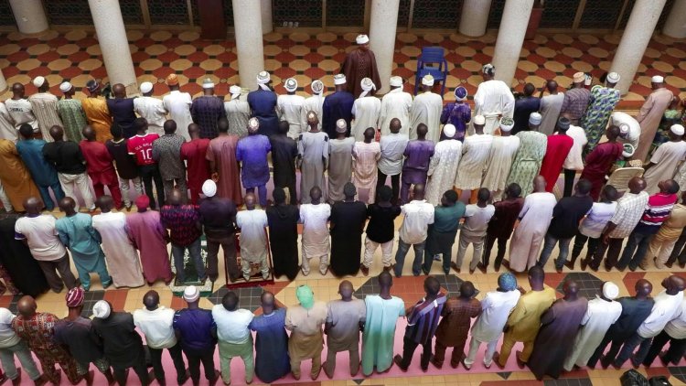 Nigeria Prepares for Ramadan Amid Economic Crisis