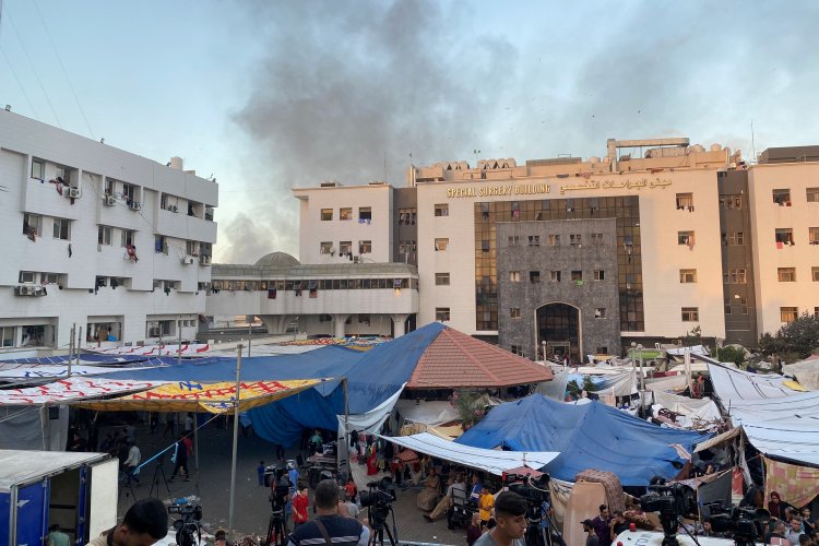 Israel Raids Gaza Hospital