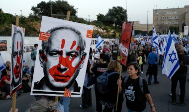 Israeli Anti-Government Protests Escalate