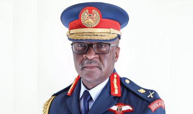 Kenya Defense Chief Dies in Helicopter Crash