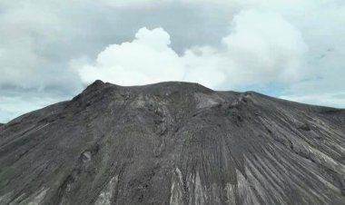 Indonesian Volcano Erupts, Forces Evacuations