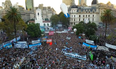 Argentines Protest Education Cuts