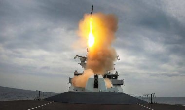 Royal Navy Thwarts Houthi Missile Attack