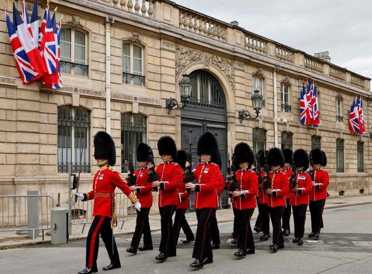 French-British Guard Exchange