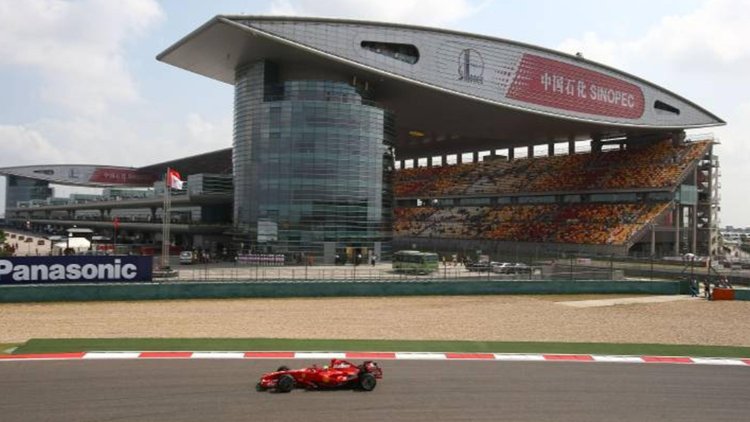 Formula One Returns to Shanghai Circuit