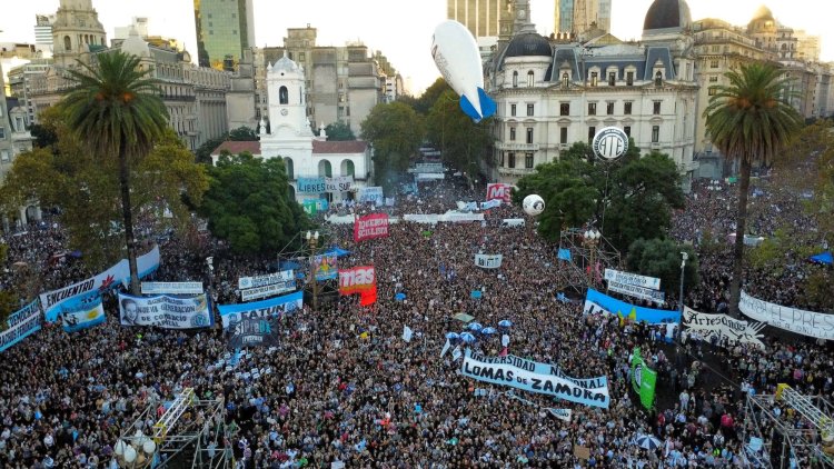 Argentines Protest Education Cuts
