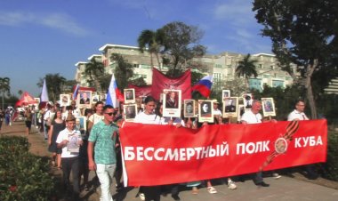 Cubans and Russians March in Havana