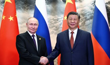 Xi and Putin Tout 'No Limits' Partnership