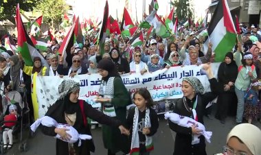Moroccans Protest Gaza War, Israel Ties in Casablanca
