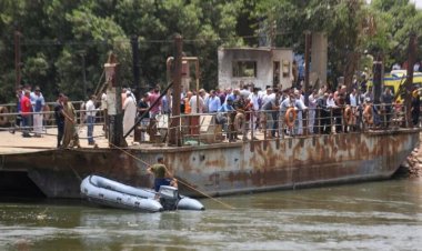Egyptian Minibus Plunges into Nile, Killing 10 Workers