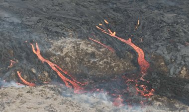 New Volcano Erupts in Iceland's Reykjanes Peninsula