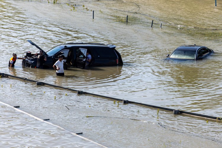 Dubai Grapples with Heavy Rains, Flooding Returns