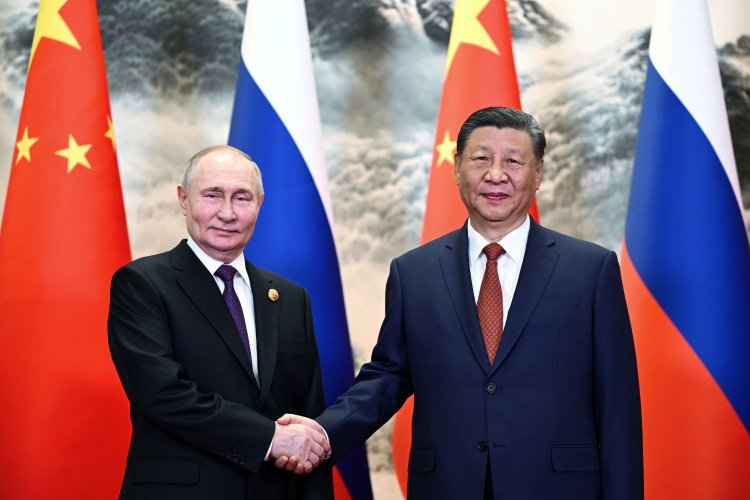 Xi and Putin Tout 'No Limits' Partnership