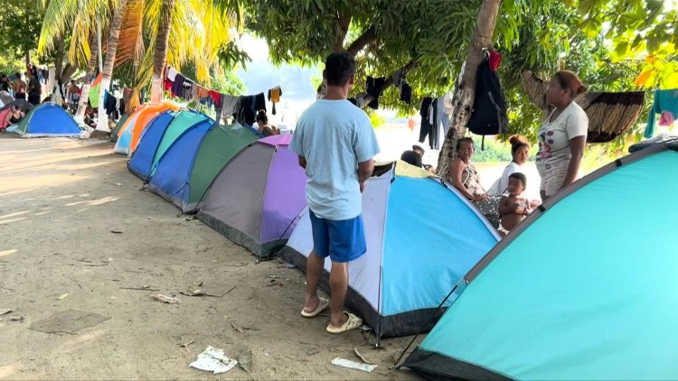 Migrants Set Up Camp in Mexico, Await Journey to US