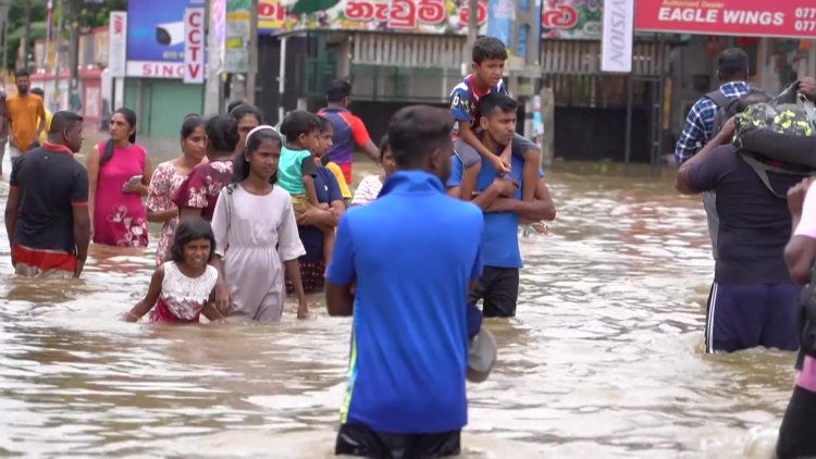 Flash Floods and Mudslides Kill 14 in Sri Lanka