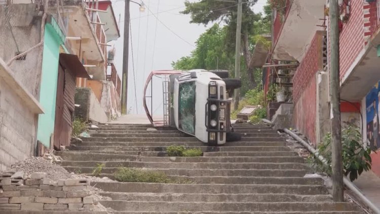 Thousands Flee Violence in South Mexico Town