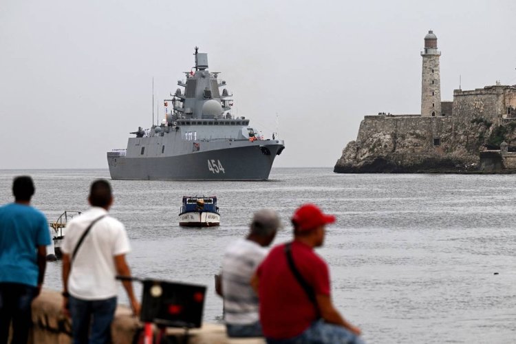 Russian Warships Dock in Havana Amid Ukraine Tensions