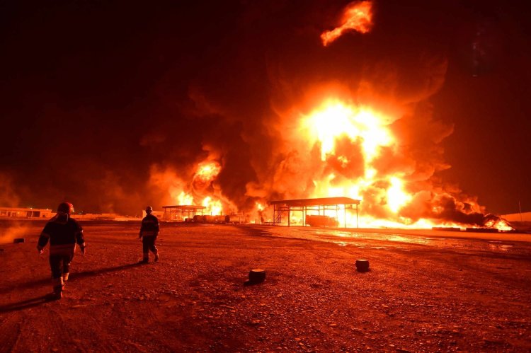 Massive Blaze at Erbil Oil Refinery Rages Uncontrolled