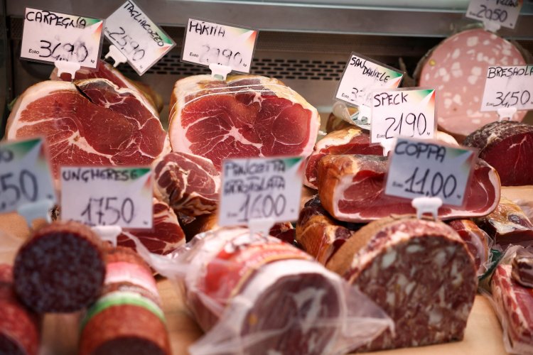 Spain Works with E.U. to Avert Tariffs on Pork Exports