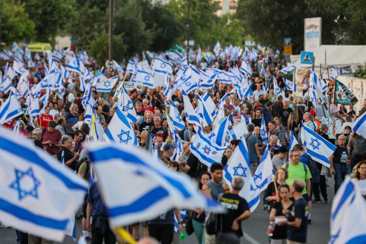 Protests in Jerusalem Demand Elections